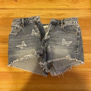 Butterfly pac sun shorts!